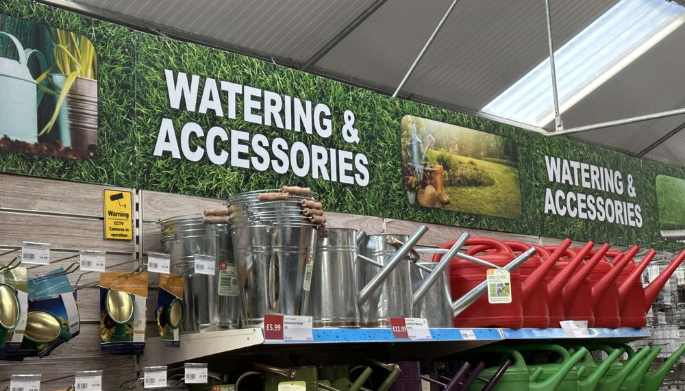 5 Smart ways to showcase your garden products in-store